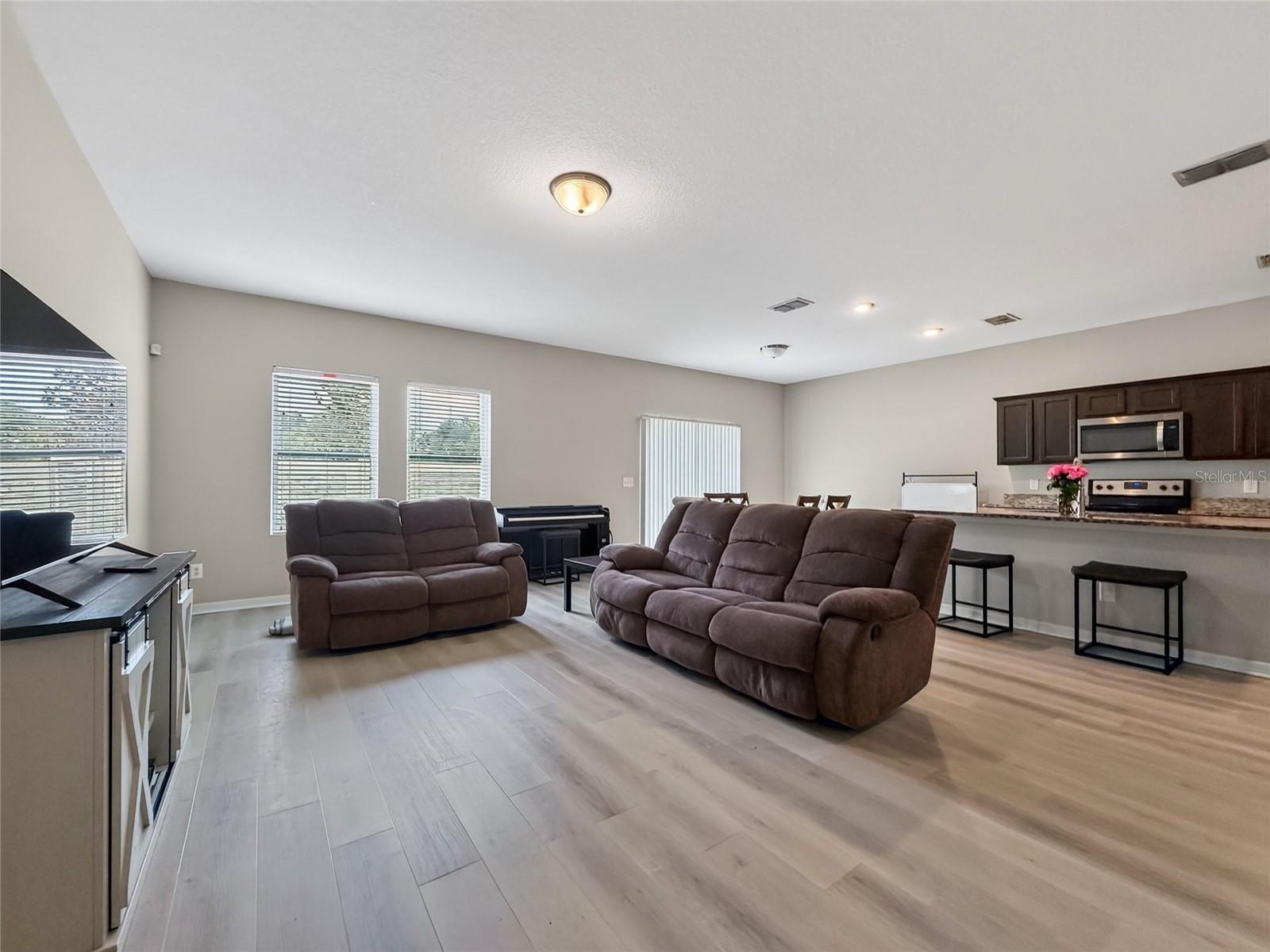 2610 FLICKER COVE