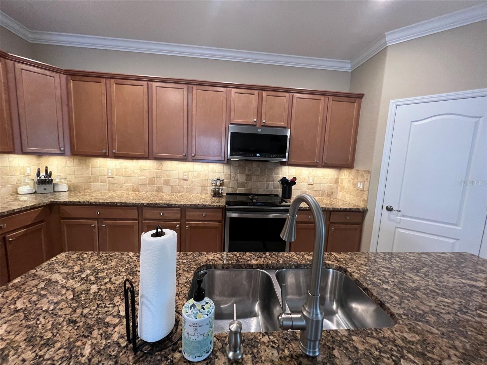 VILLAS AT CHARLESTON PARK PH 02 - Residential Lease