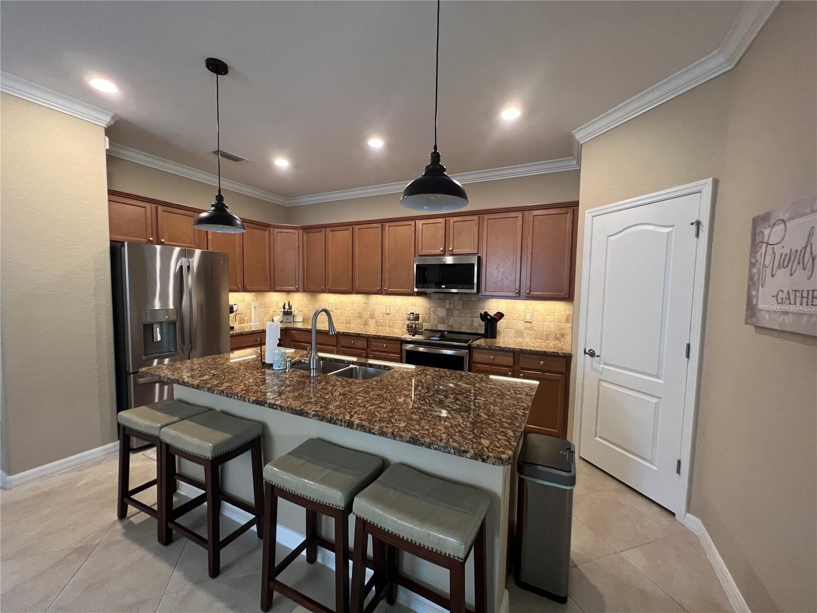VILLAS AT CHARLESTON PARK PH 02 - Residential Lease