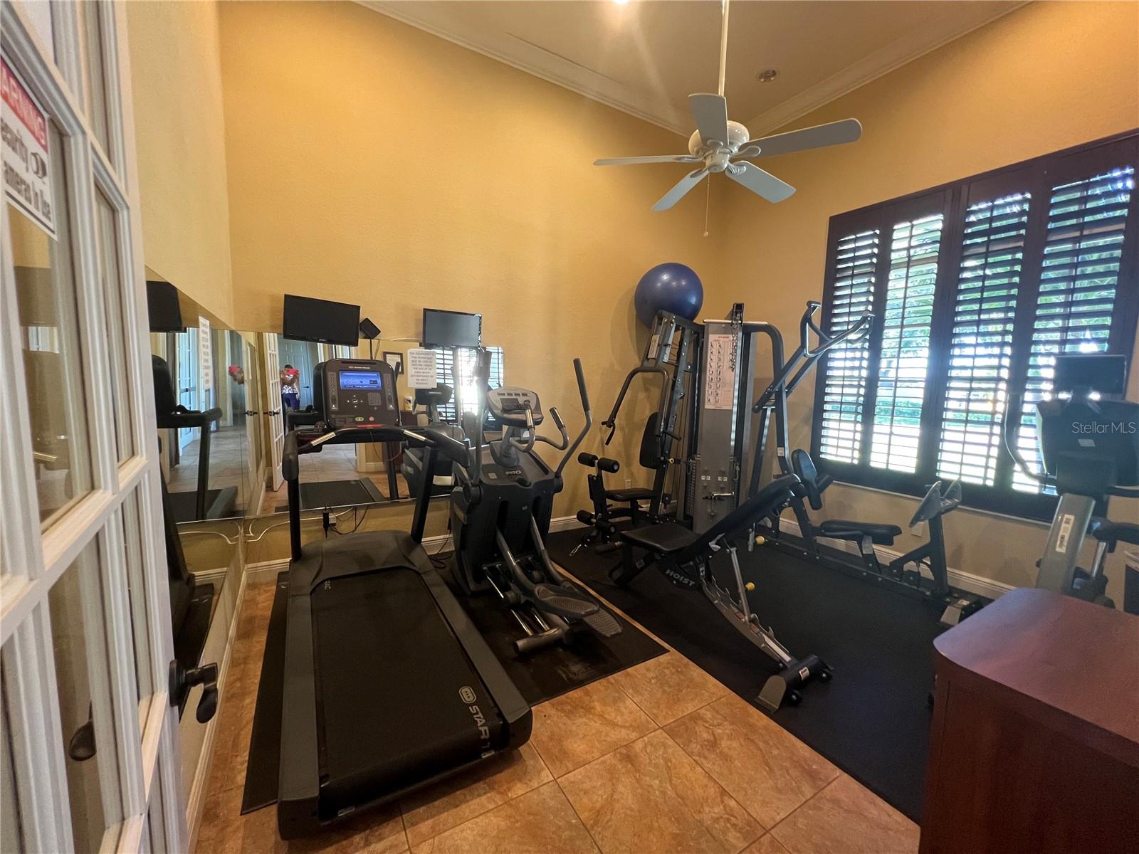 VILLAS AT CHARLESTON PARK PH 02 - Residential Lease
