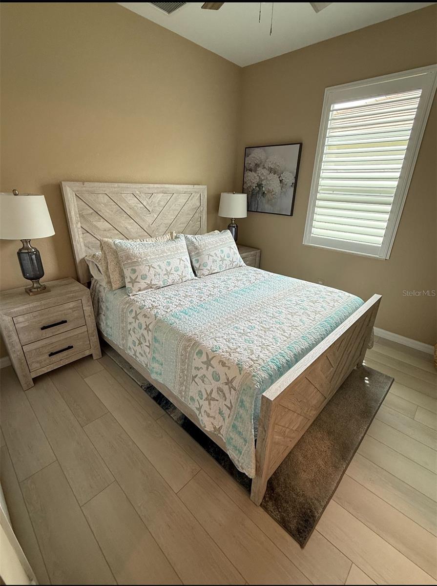VILLAS AT CHARLESTON PARK PH 02 - Residential Lease