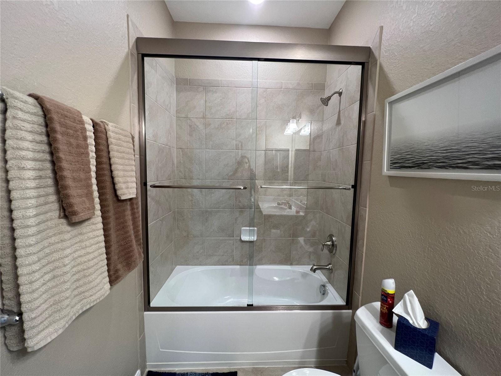 VILLAS AT CHARLESTON PARK PH 02 - Residential Lease