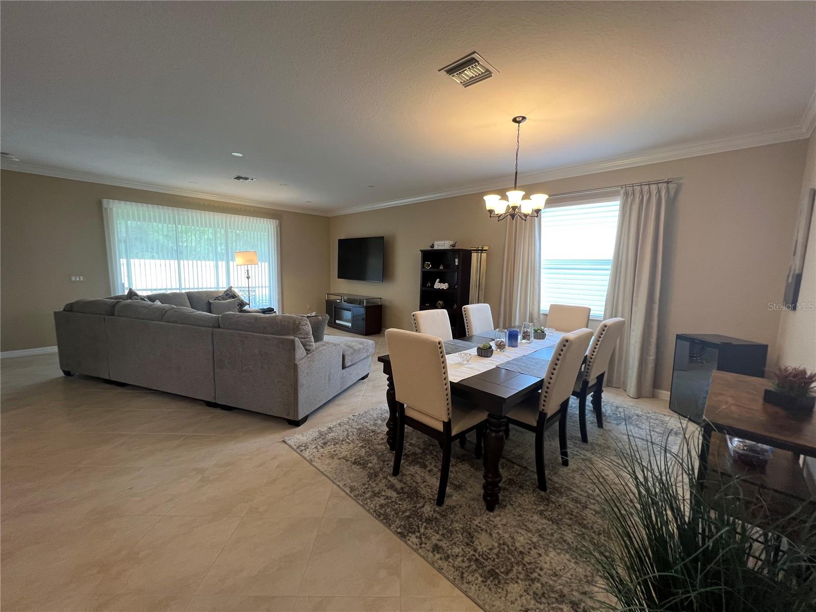 VILLAS AT CHARLESTON PARK PH 02 - Residential Lease