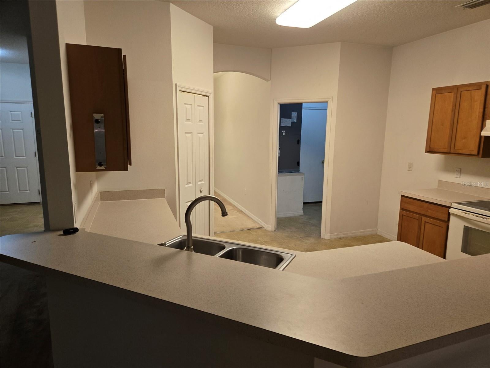 184 PARKVIEW DRIVE