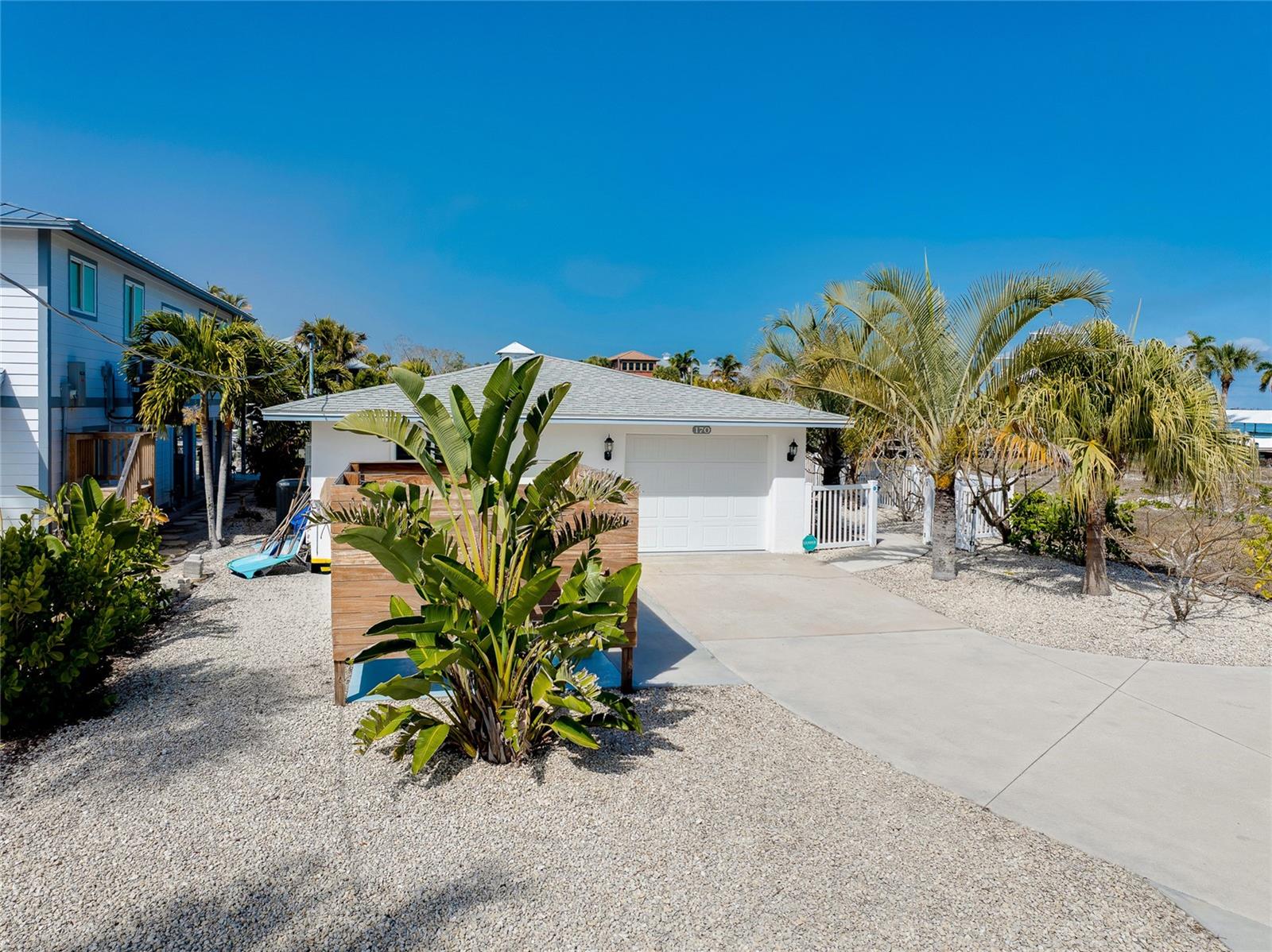 170 MOCKINGBIRD LANE