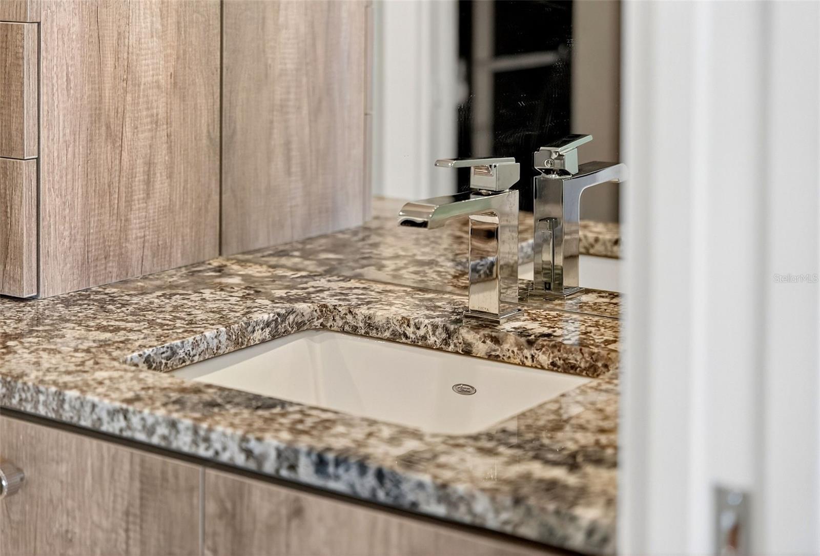 CONDO ON THE BAY TOWER I - Residential