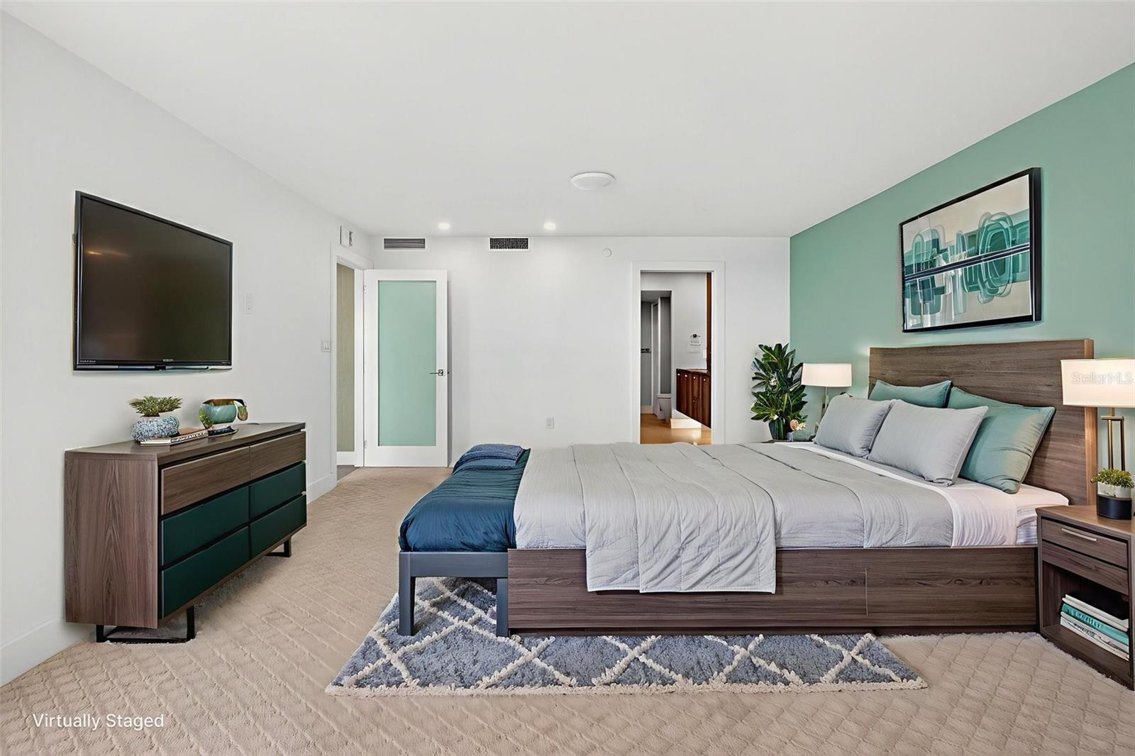 CONDO ON THE BAY TOWER I - Residential