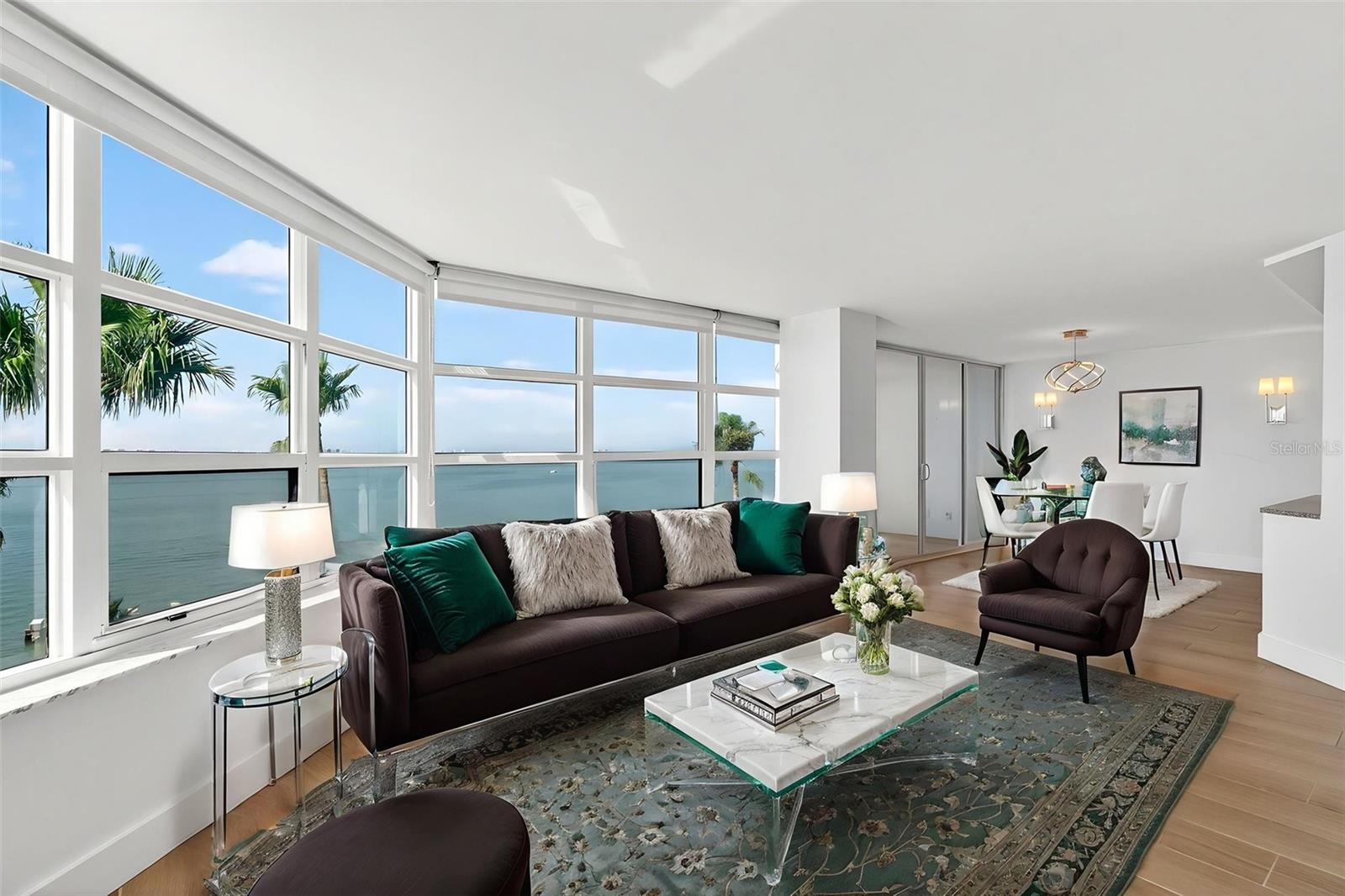 CONDO ON THE BAY TOWER I - Residential