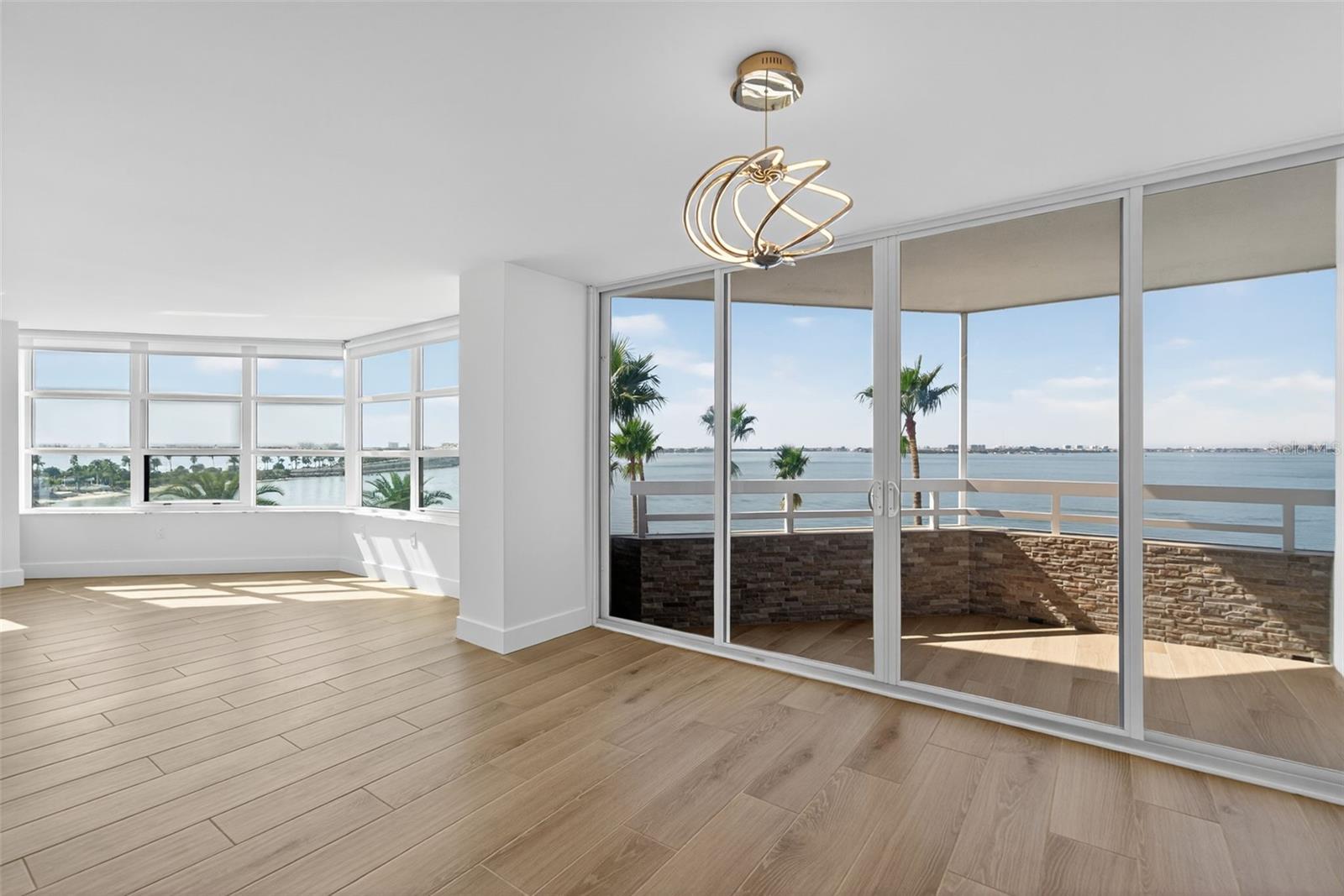 CONDO ON THE BAY TOWER I - Residential