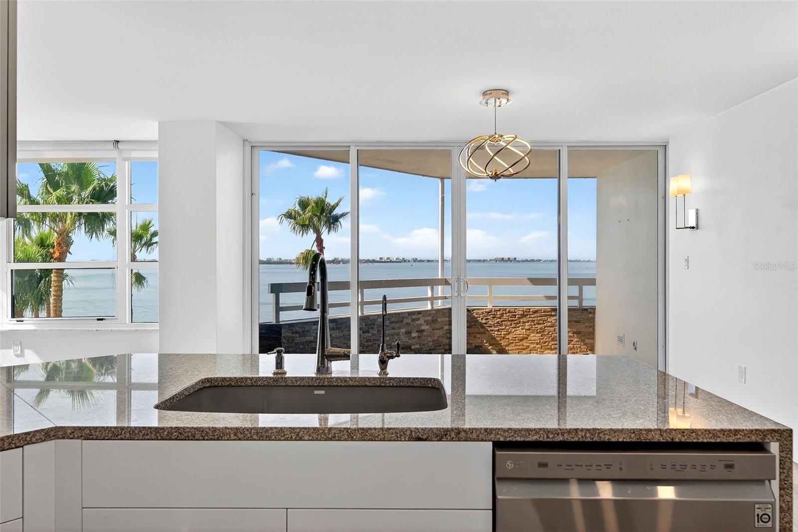 CONDO ON THE BAY TOWER I - Residential