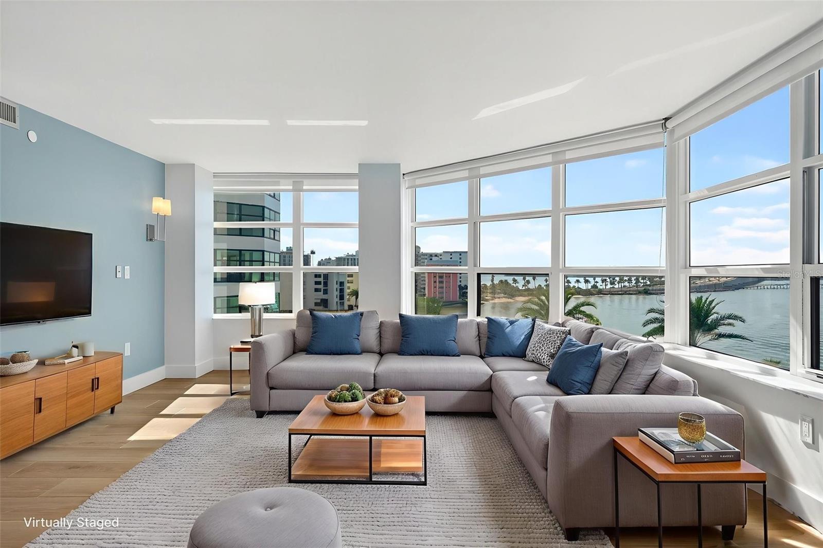 CONDO ON THE BAY TOWER I - Residential