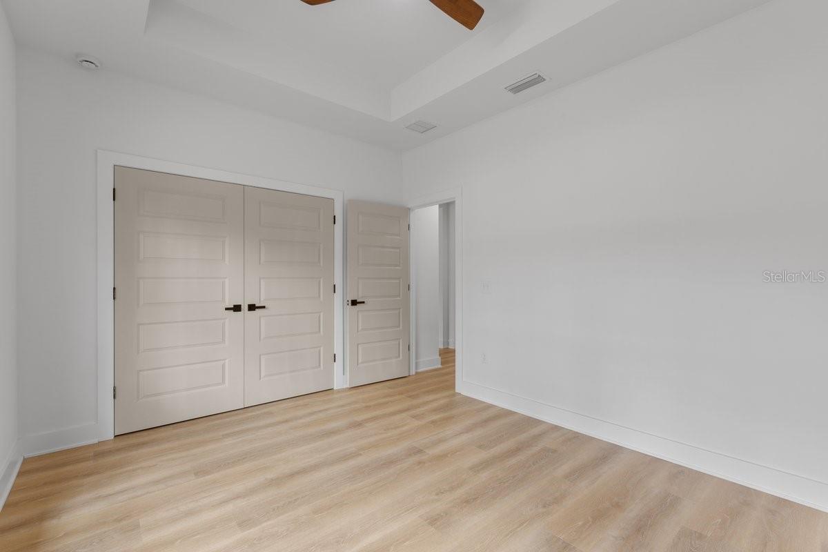 SILVER OAKS - Residential