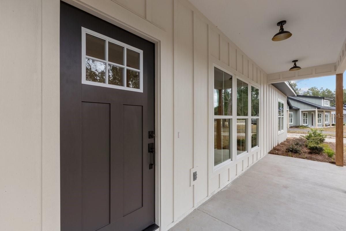 SILVER OAKS - Residential