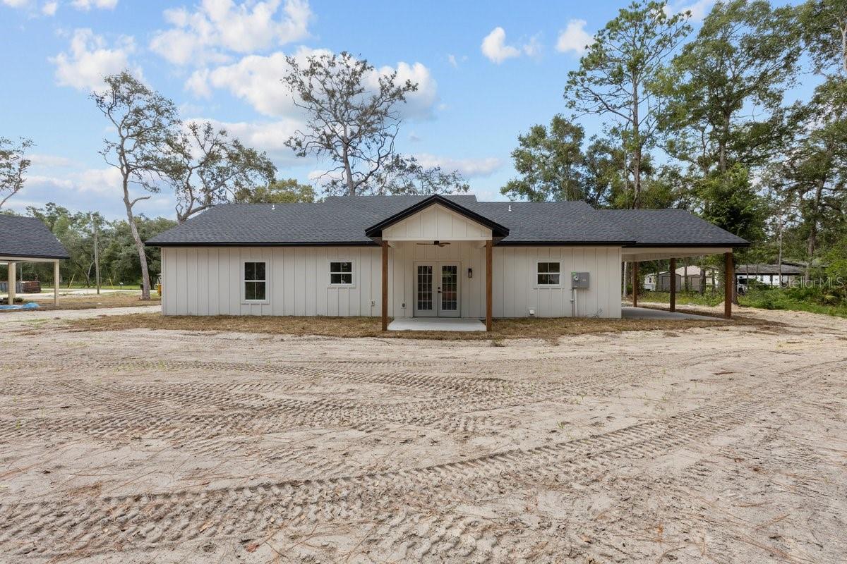 SILVER OAKS - Residential