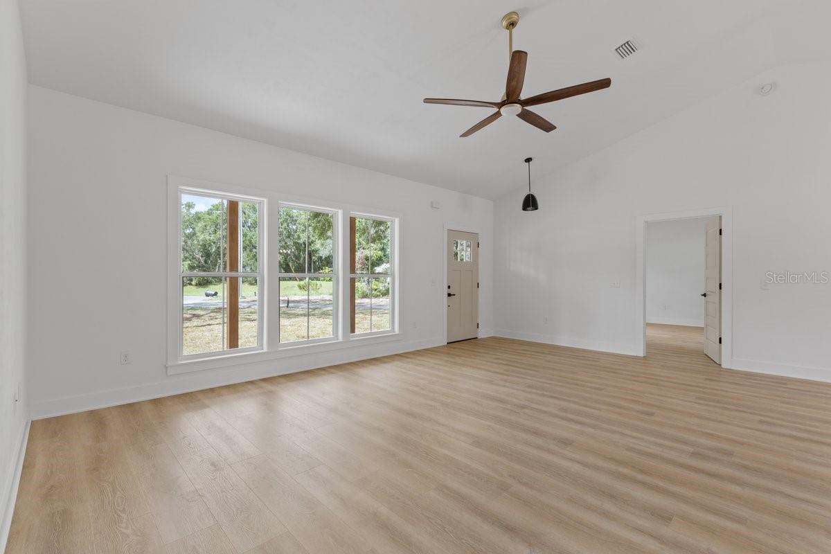 SILVER OAKS - Residential