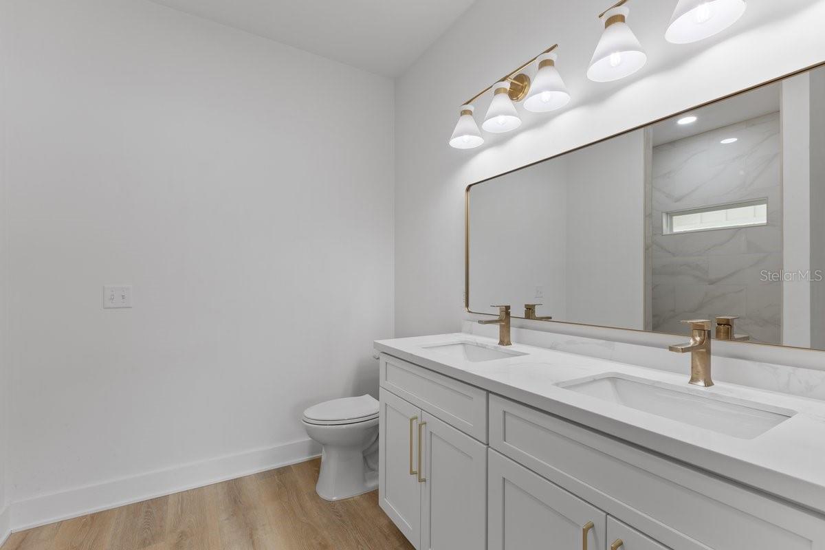 SILVER OAKS - Residential