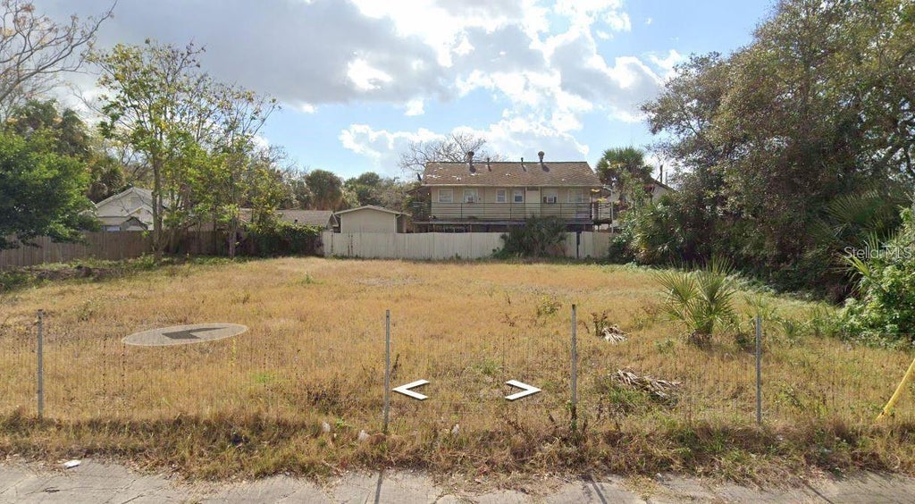 Photo of 225 Congress Avenue, Daytona Beach, FL 32114 (MLS # V4952022)