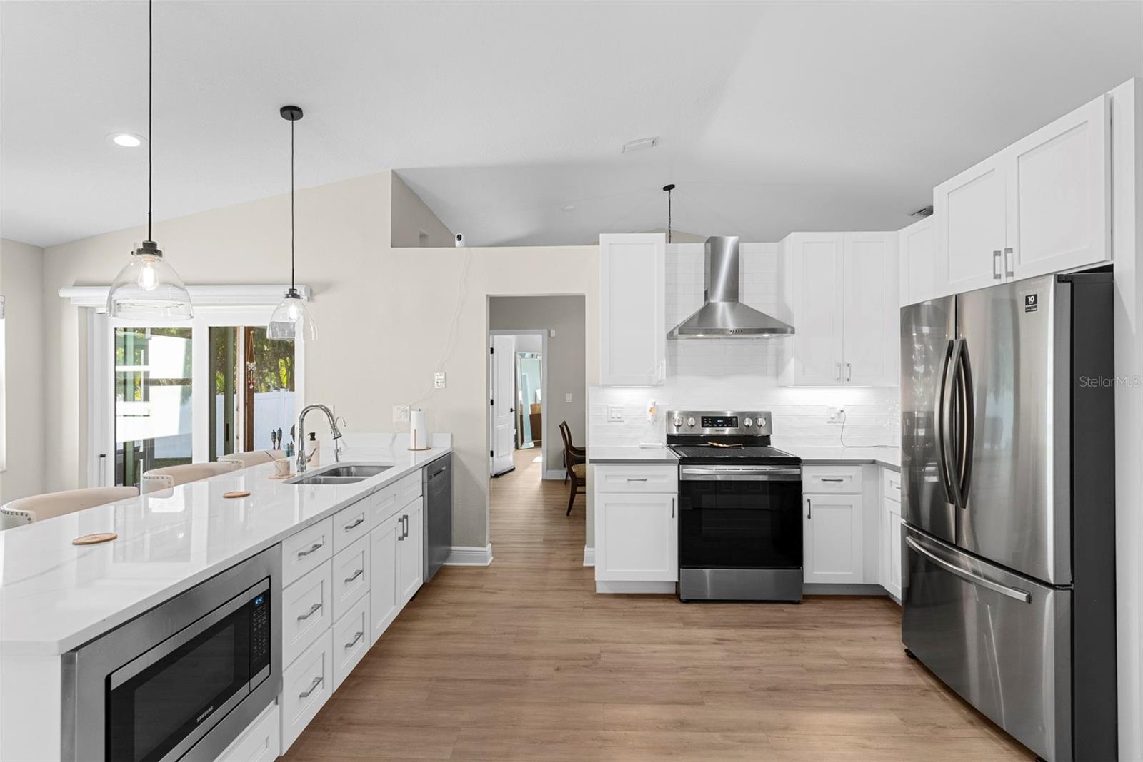 CEDAR WOODS - Residential