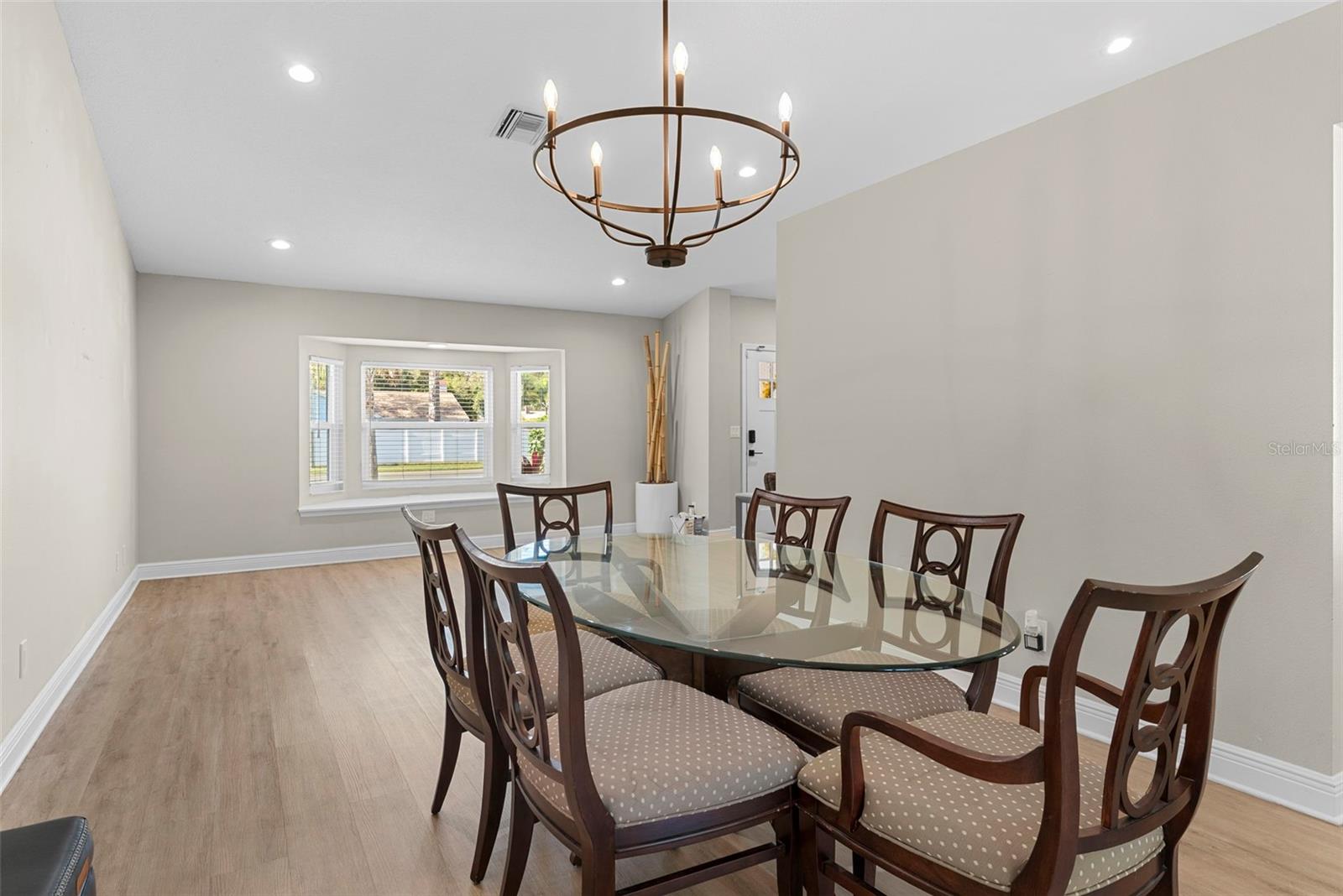 CEDAR WOODS - Residential