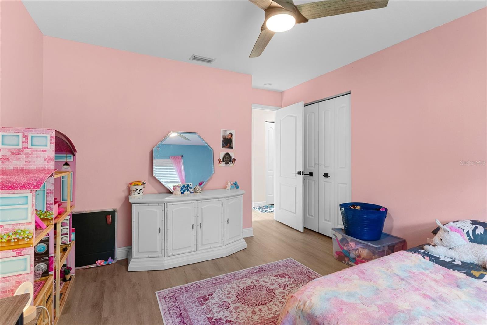 CEDAR WOODS - Residential