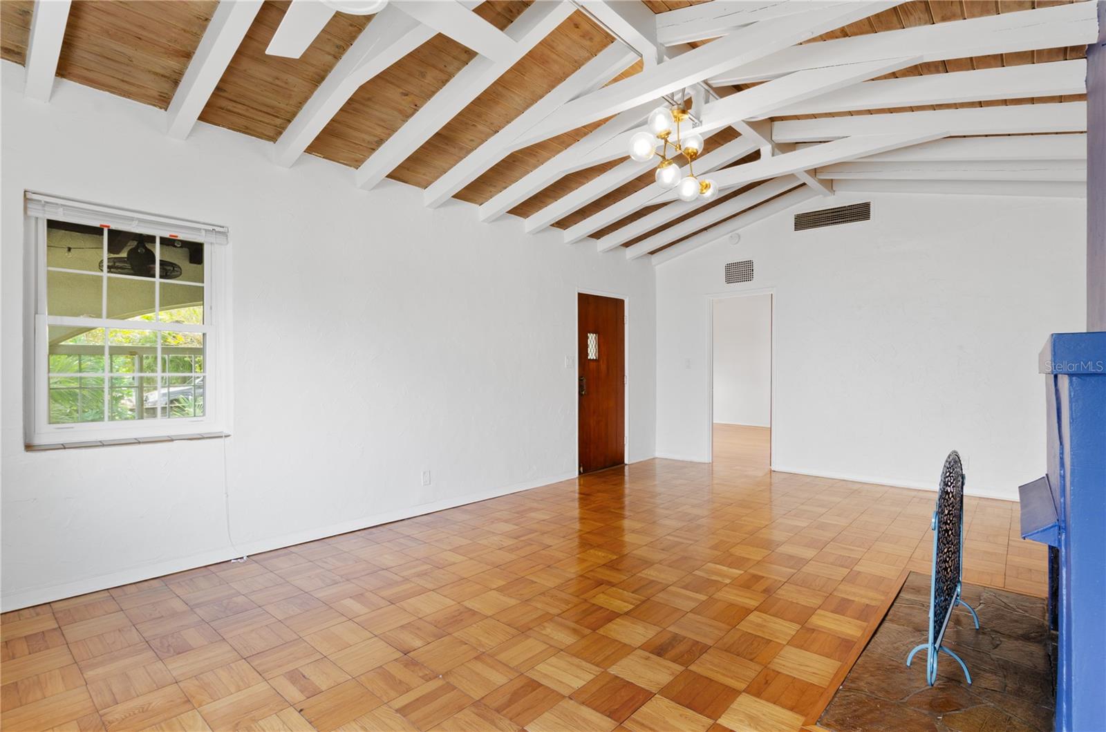 LAGO VISTA - Residential