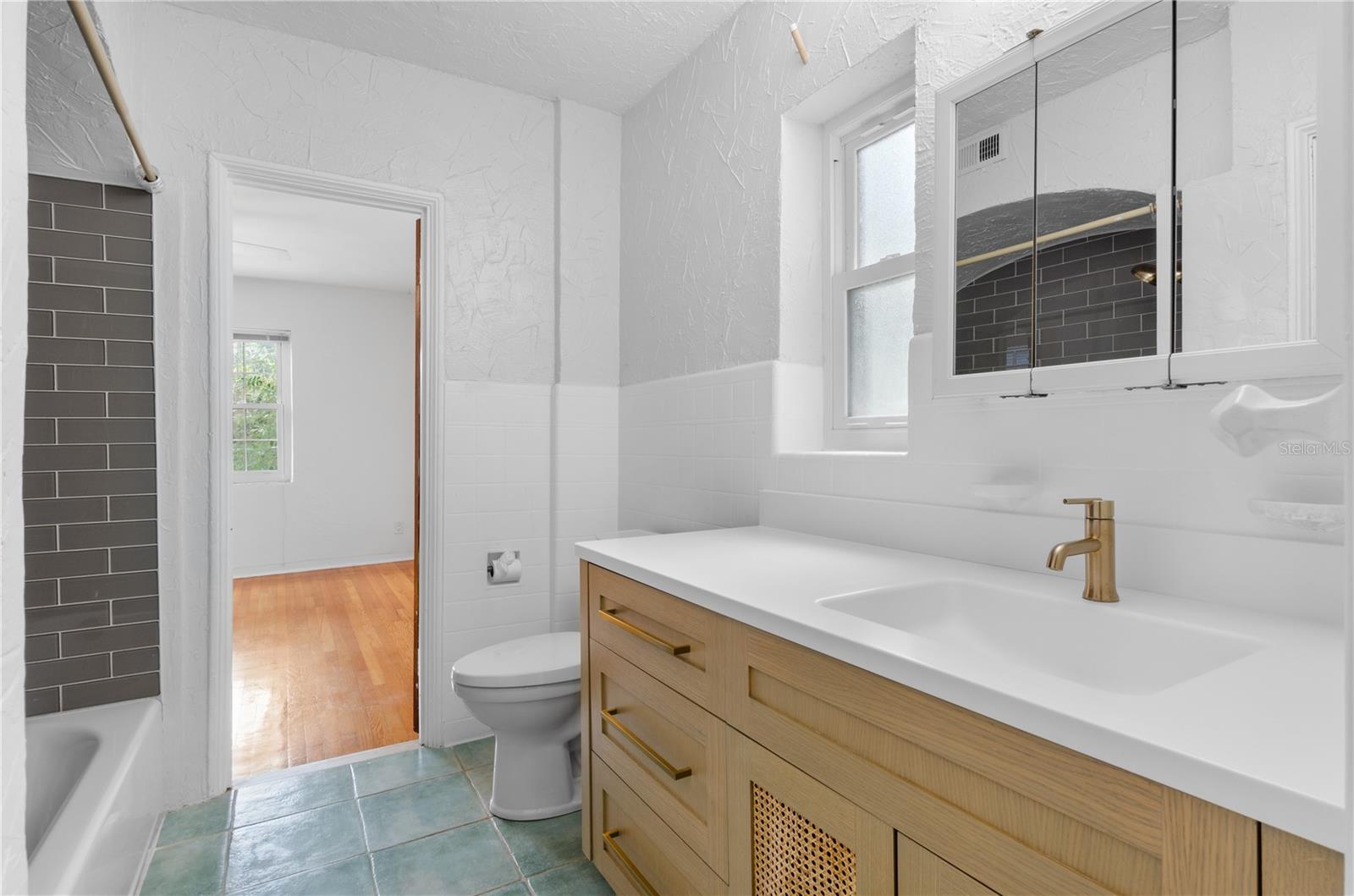 LAGO VISTA - Residential