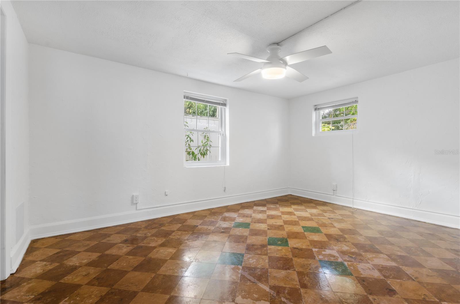 LAGO VISTA - Residential