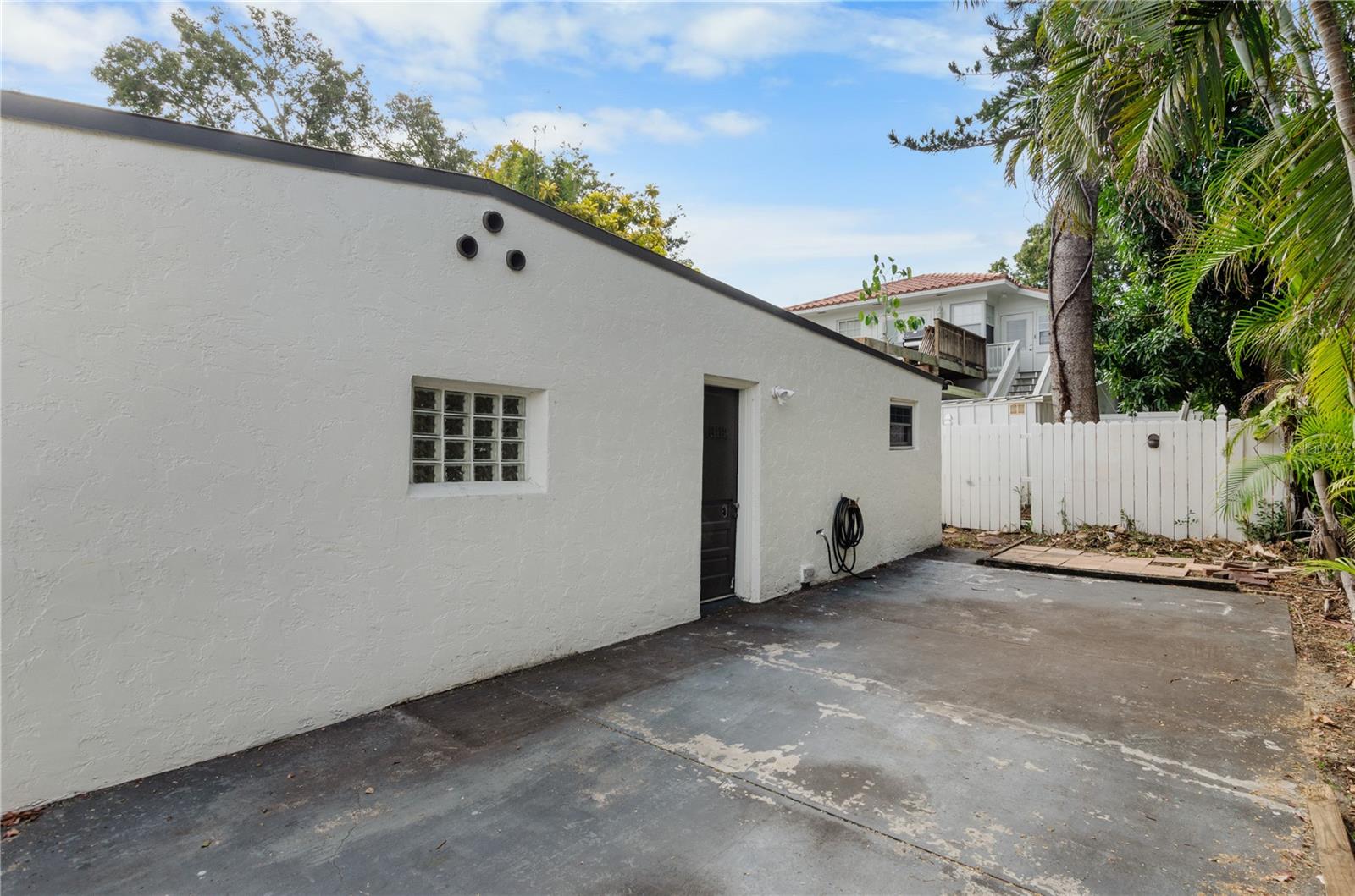 LAGO VISTA - Residential