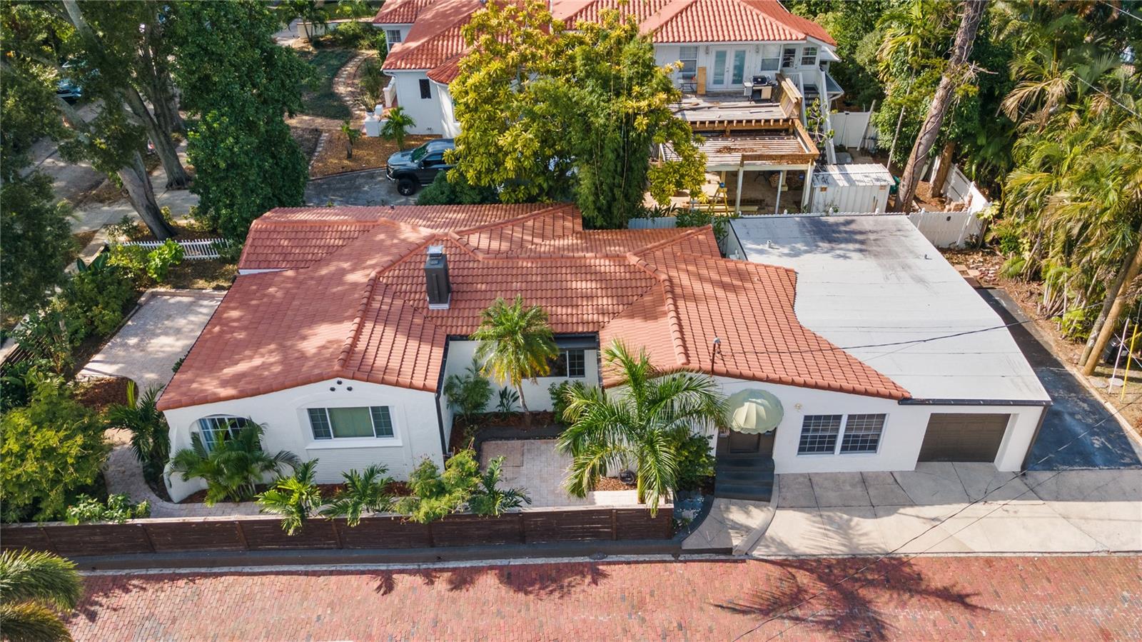 LAGO VISTA - Residential