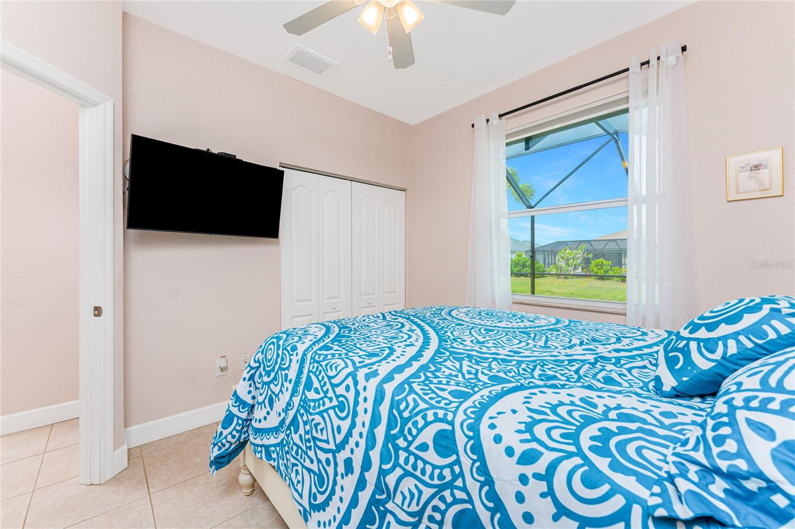 ROTONDA WEST LONG MEADOW - Residential