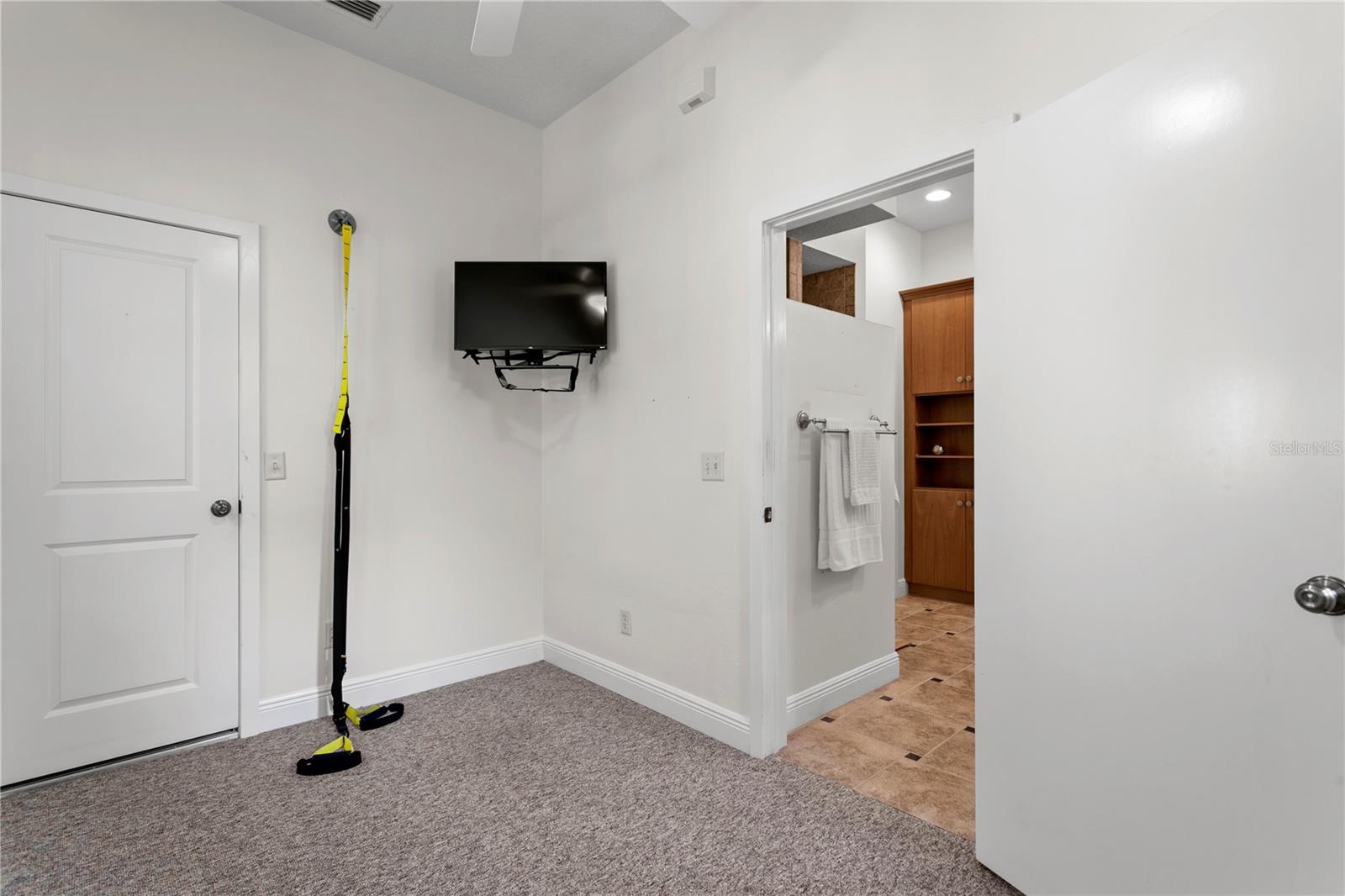 NORTH NEW SUBURB BEAUTIFUL - Residential