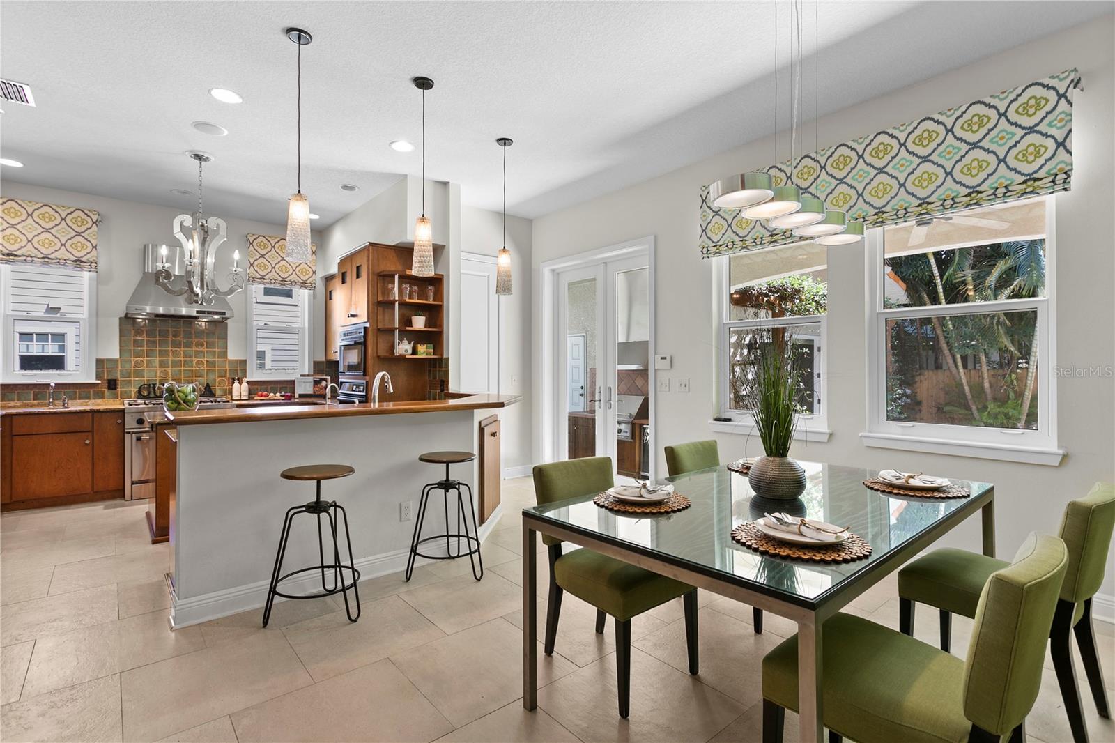 NORTH NEW SUBURB BEAUTIFUL - Residential