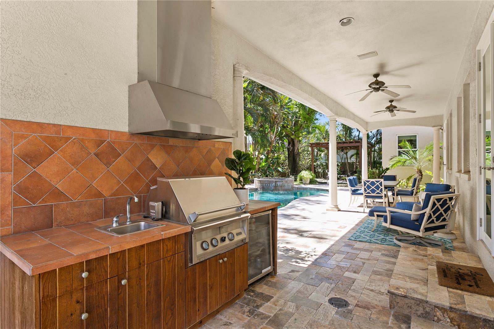 NORTH NEW SUBURB BEAUTIFUL - Residential