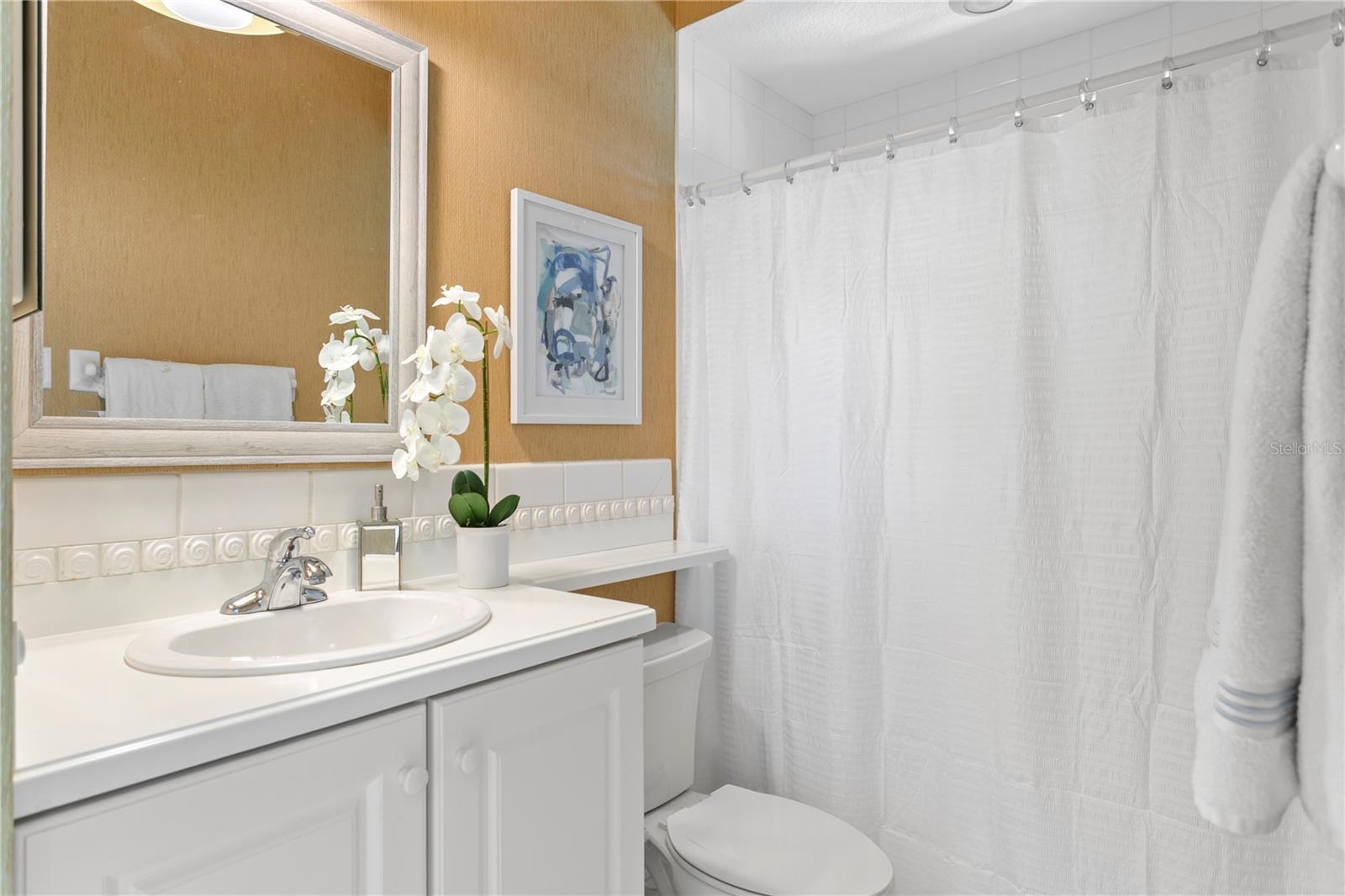 NORTH NEW SUBURB BEAUTIFUL - Residential