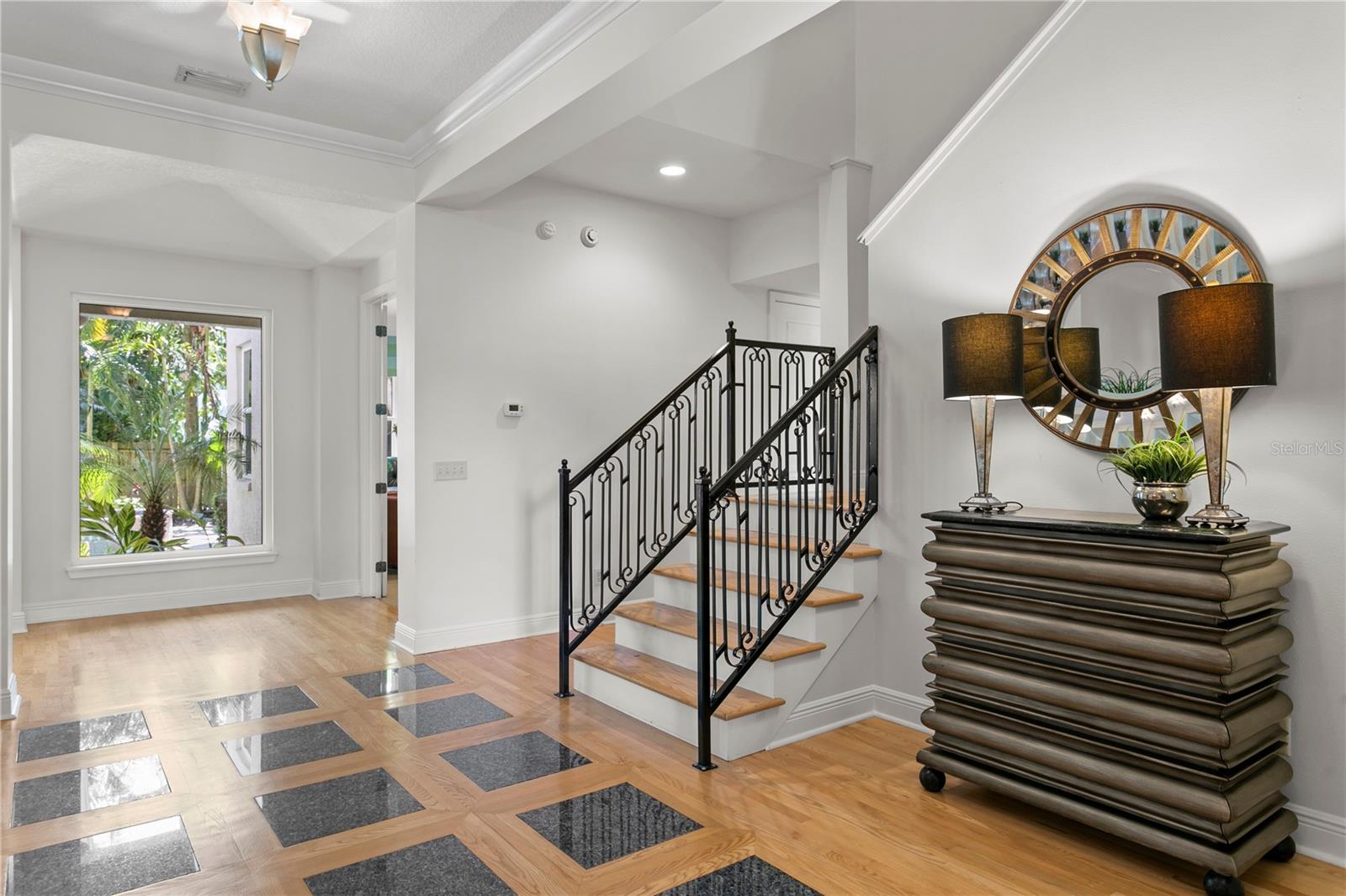 NORTH NEW SUBURB BEAUTIFUL - Residential