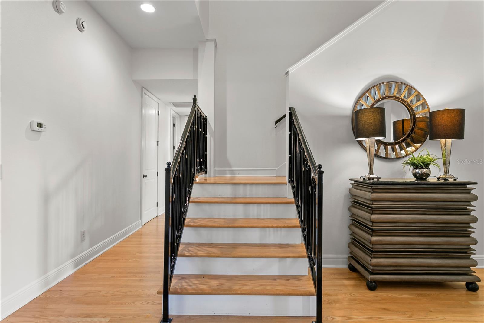 NORTH NEW SUBURB BEAUTIFUL - Residential