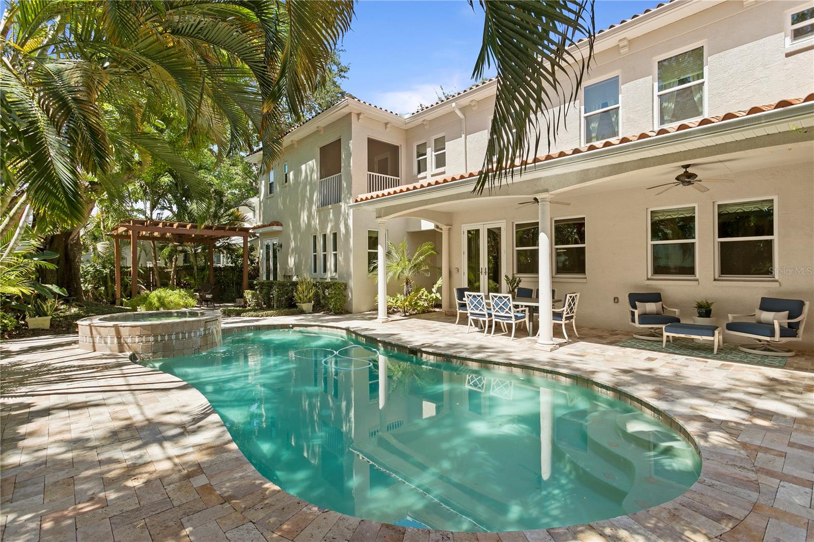 NORTH NEW SUBURB BEAUTIFUL - Residential