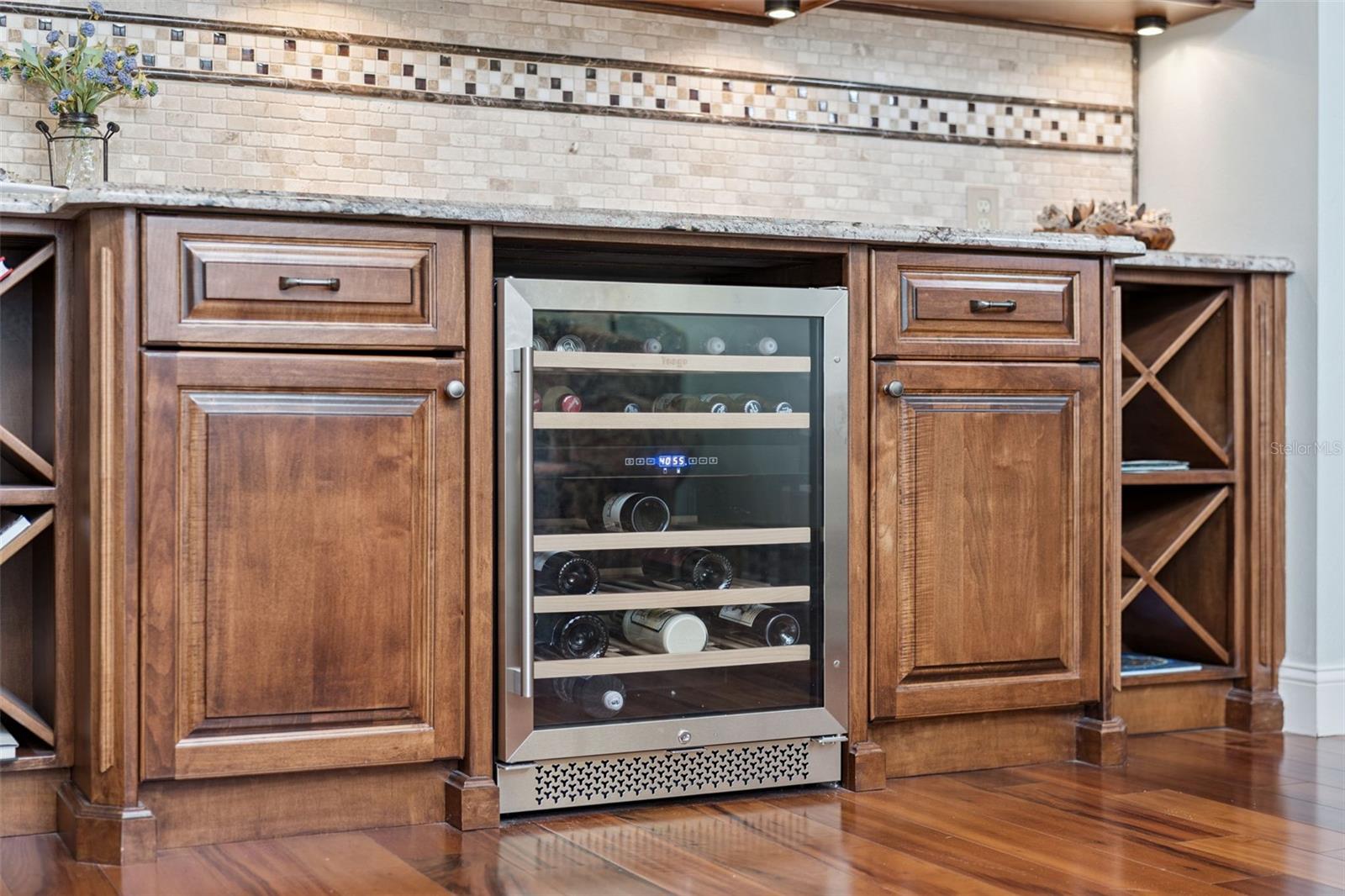 KILLALOE BY THE LAKE - Residential