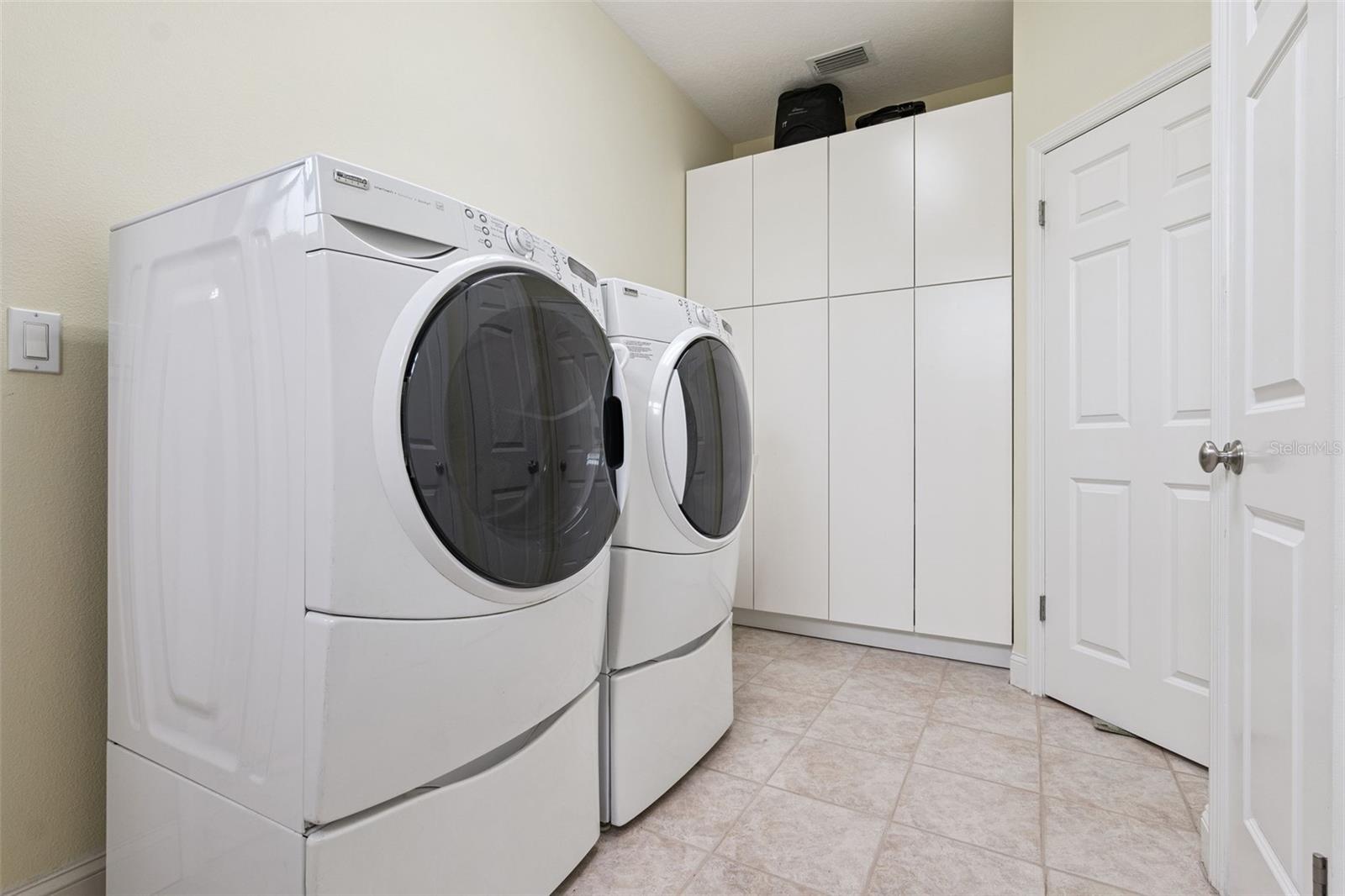 KILLALOE BY THE LAKE - Residential