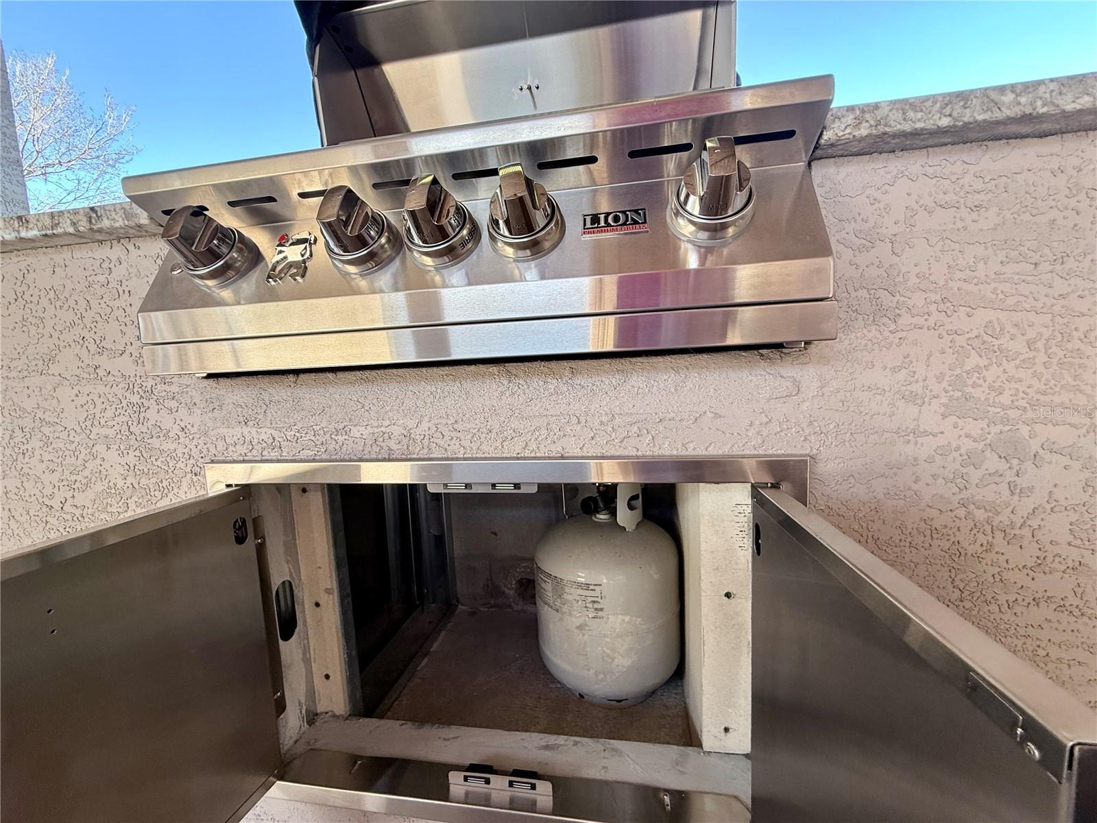 KILLALOE BY THE LAKE - Residential