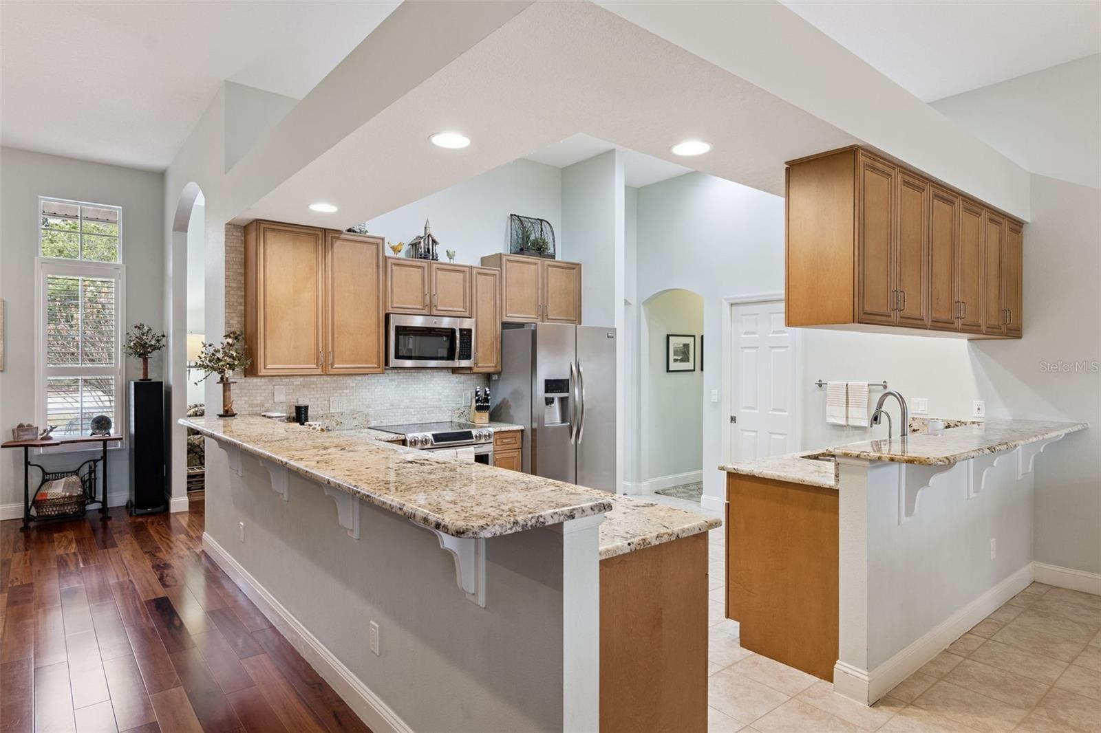 KILLALOE BY THE LAKE - Residential