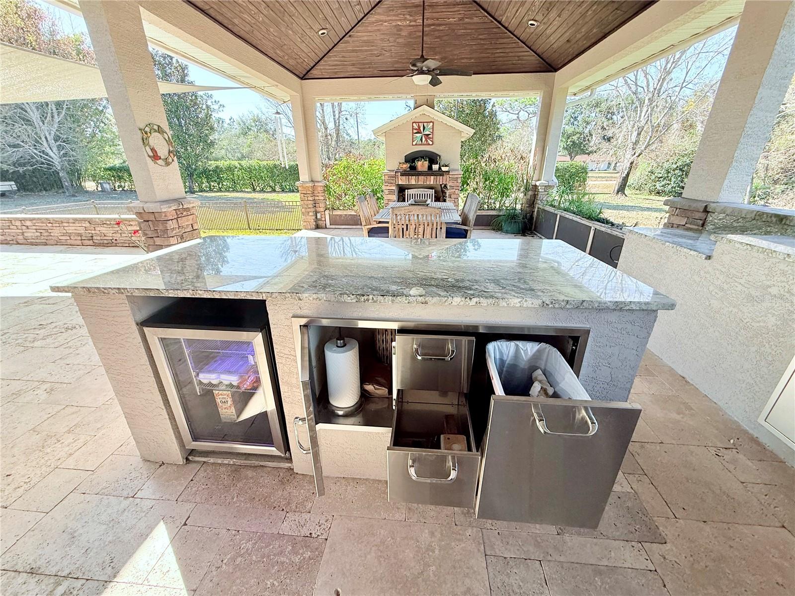 KILLALOE BY THE LAKE - Residential