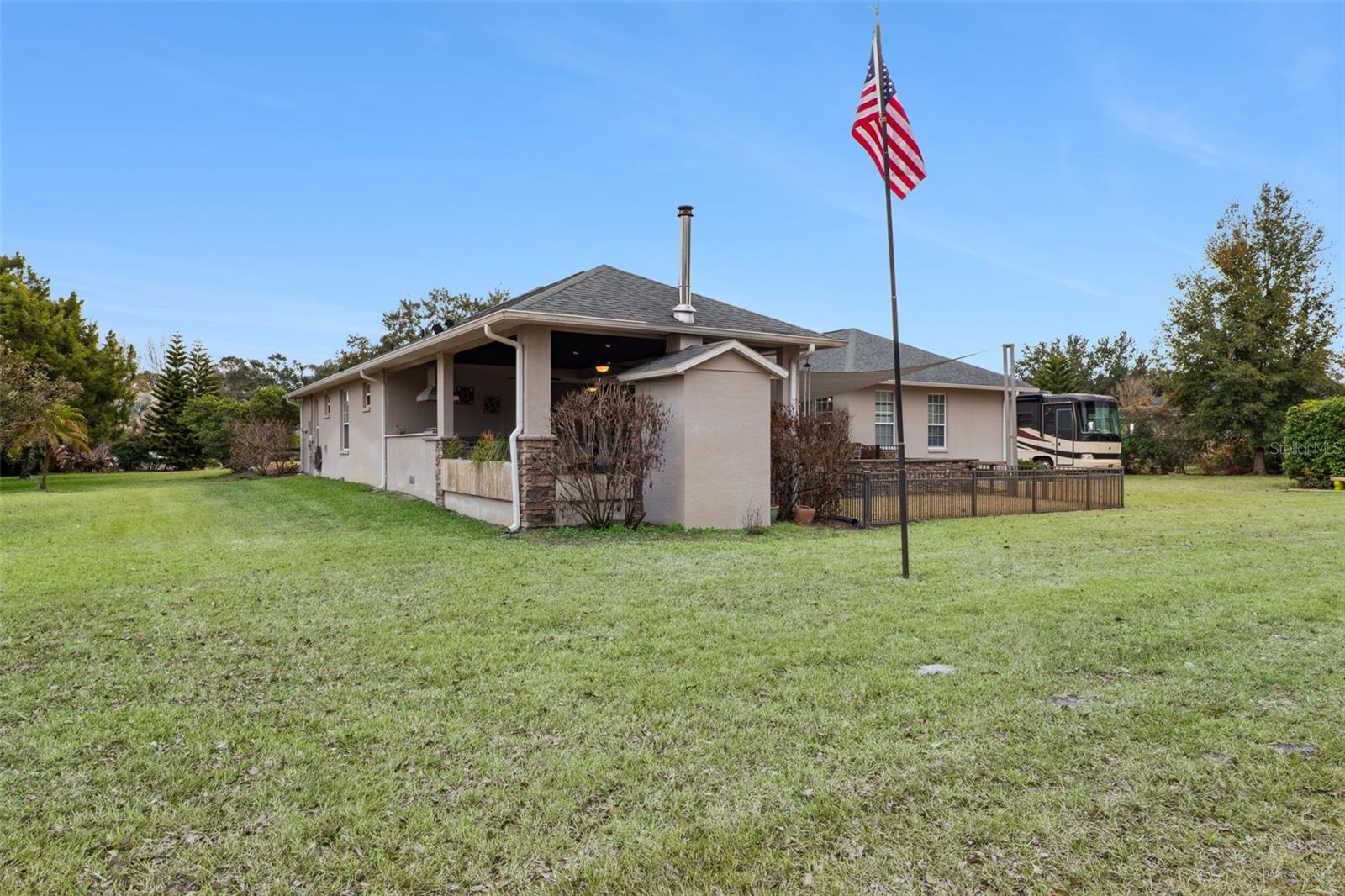 KILLALOE BY THE LAKE - Residential