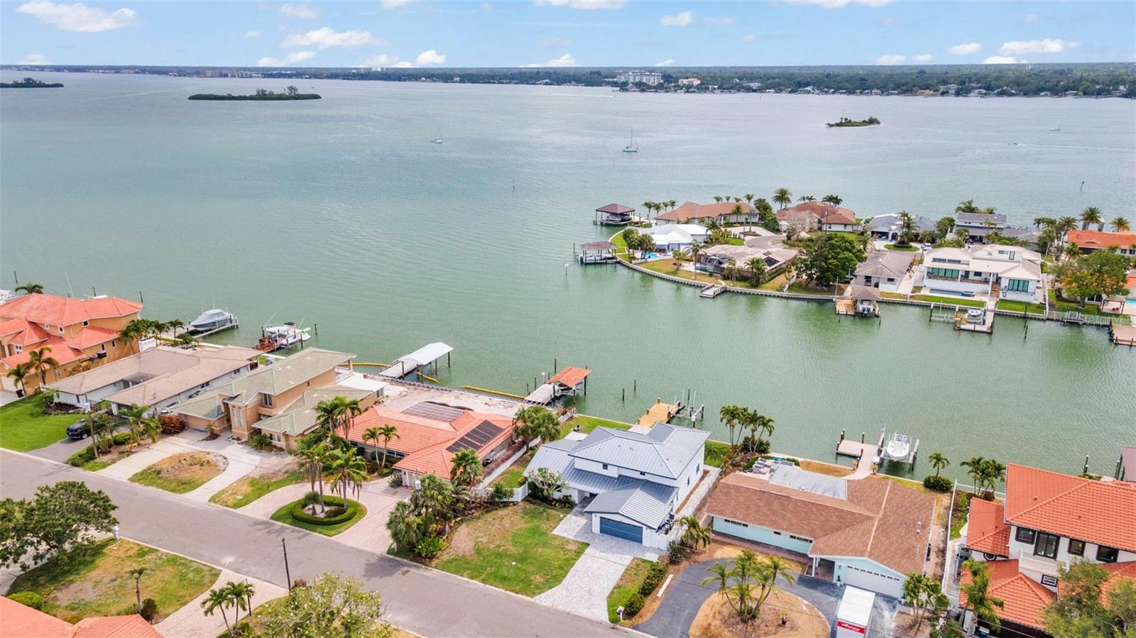 ISLAND ESTATES OF CLEARWATER - Residential