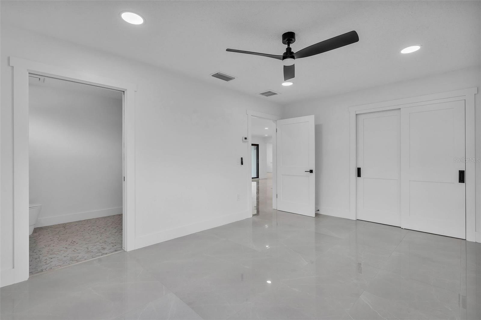 ISLAND ESTATES OF CLEARWATER - Residential