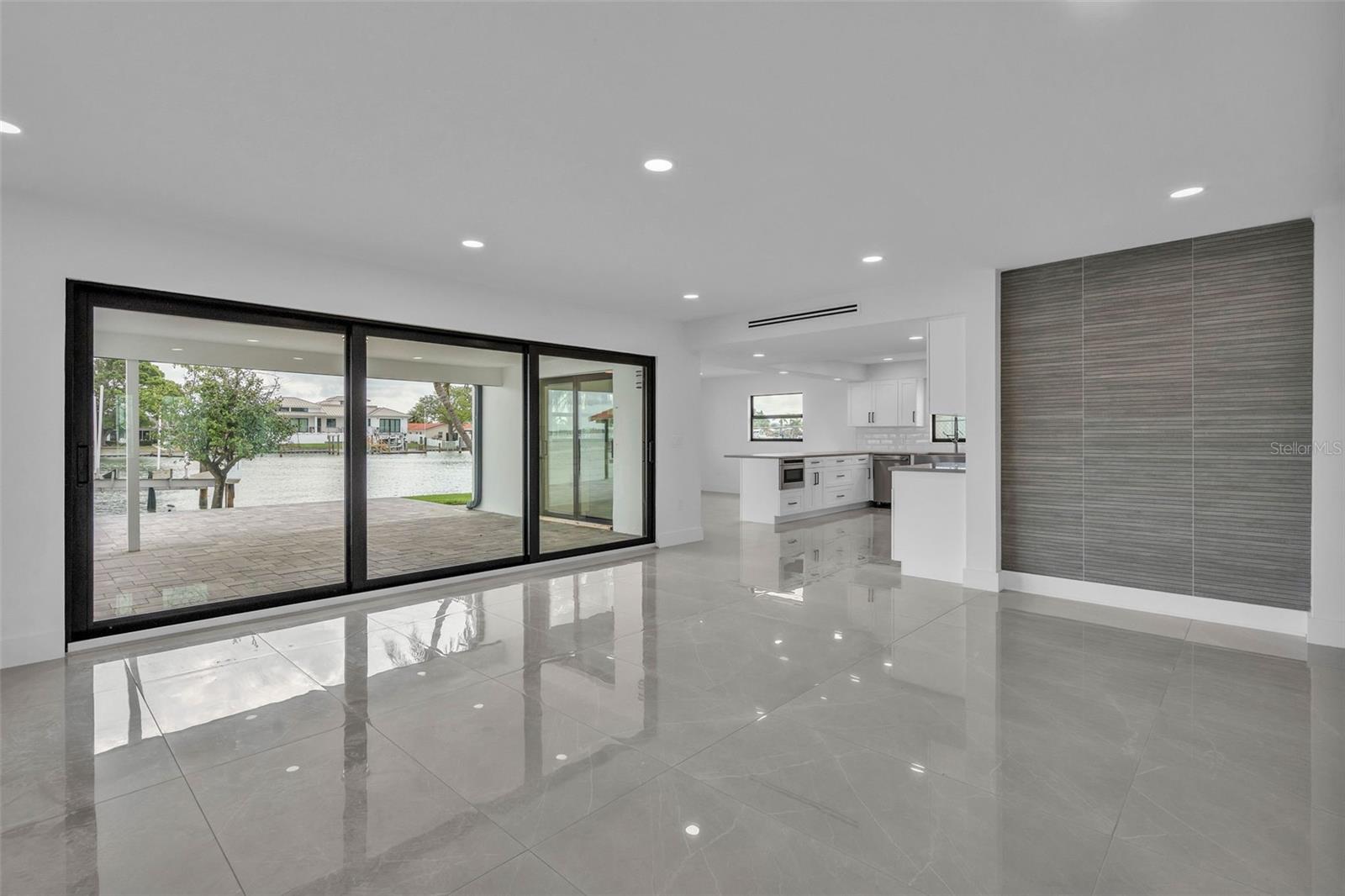 ISLAND ESTATES OF CLEARWATER - Residential