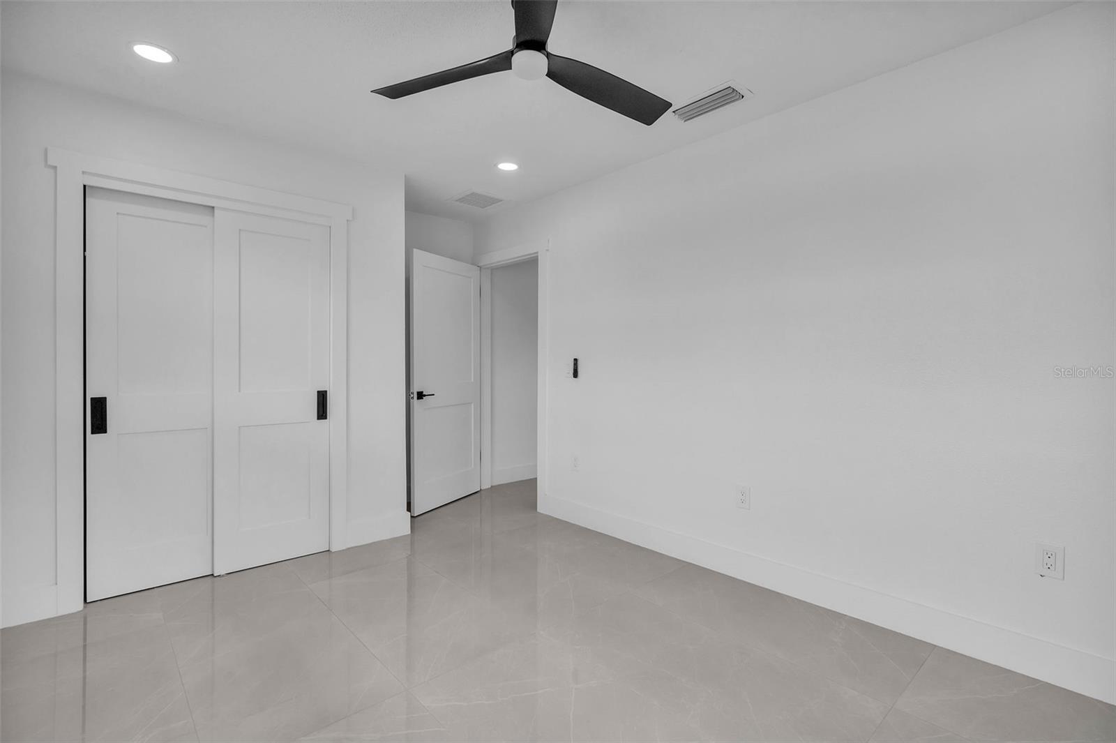 ISLAND ESTATES OF CLEARWATER - Residential