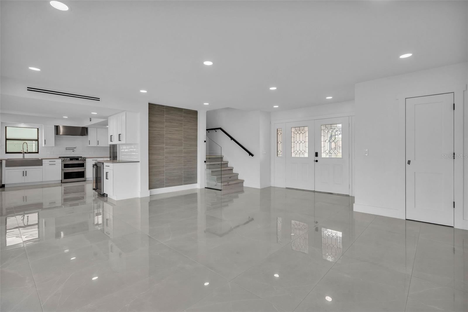 ISLAND ESTATES OF CLEARWATER - Residential