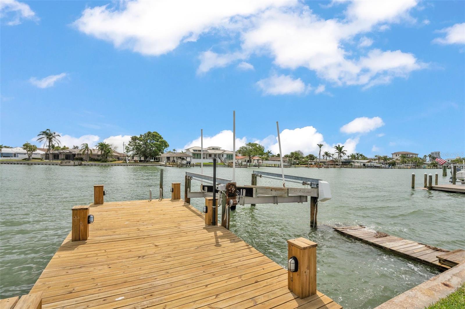 ISLAND ESTATES OF CLEARWATER - Residential