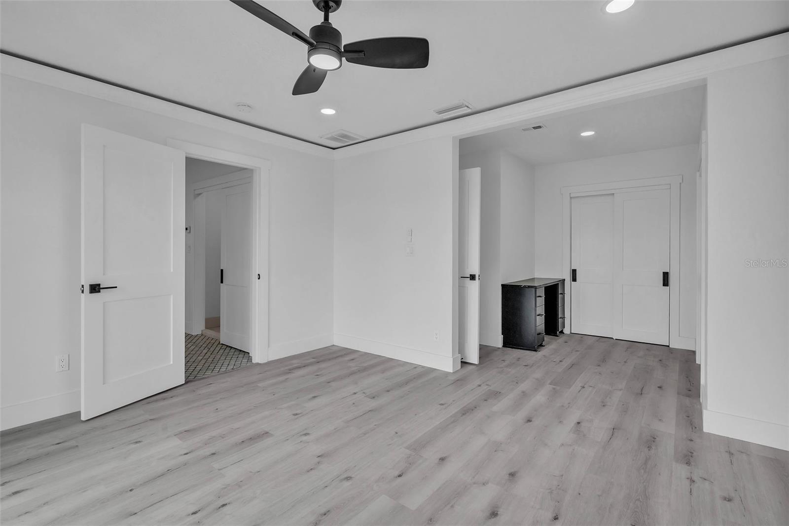 ISLAND ESTATES OF CLEARWATER - Residential